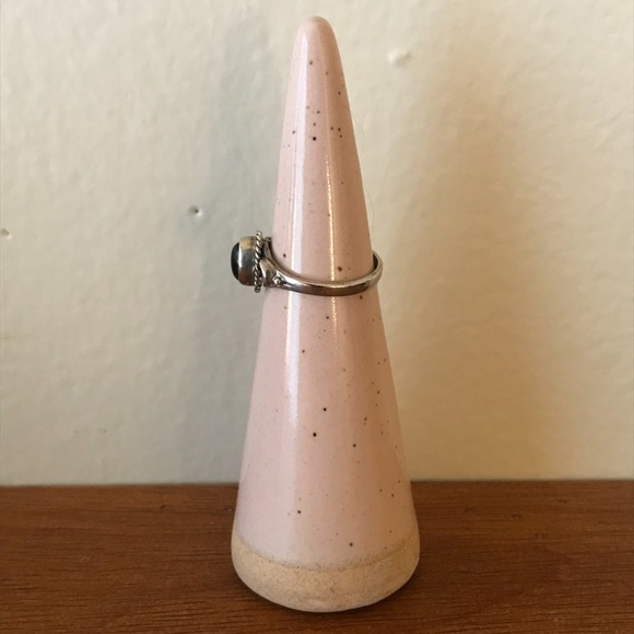 Sterling Silver Onyx Crescent Moon Ring Shopdixi - Picture 6 of 6